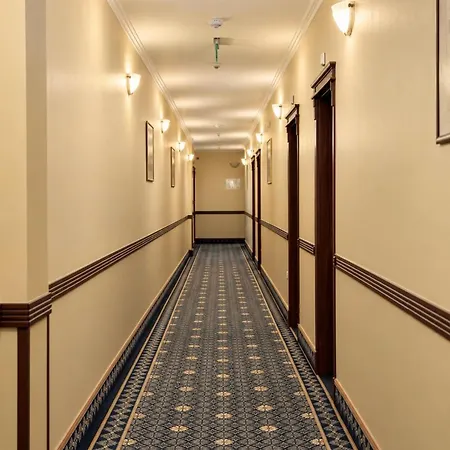 Hotel Retro