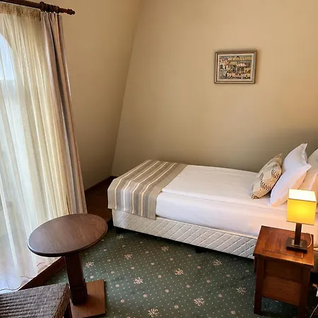 Retro 3* Haskovo