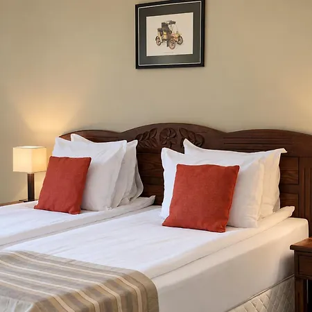 Hotel Retro