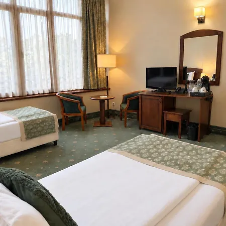 Hotel Retro 3*