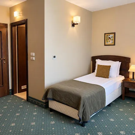 Retro Hotel