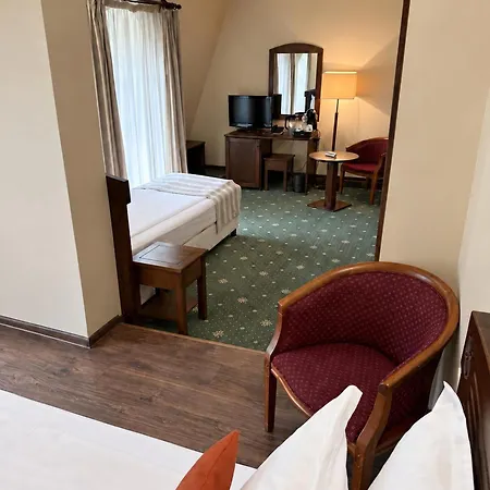 Retro Hotel 3*
