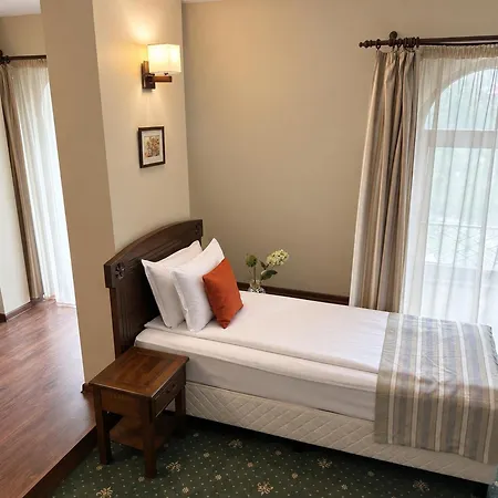Retro 3* Haskovo